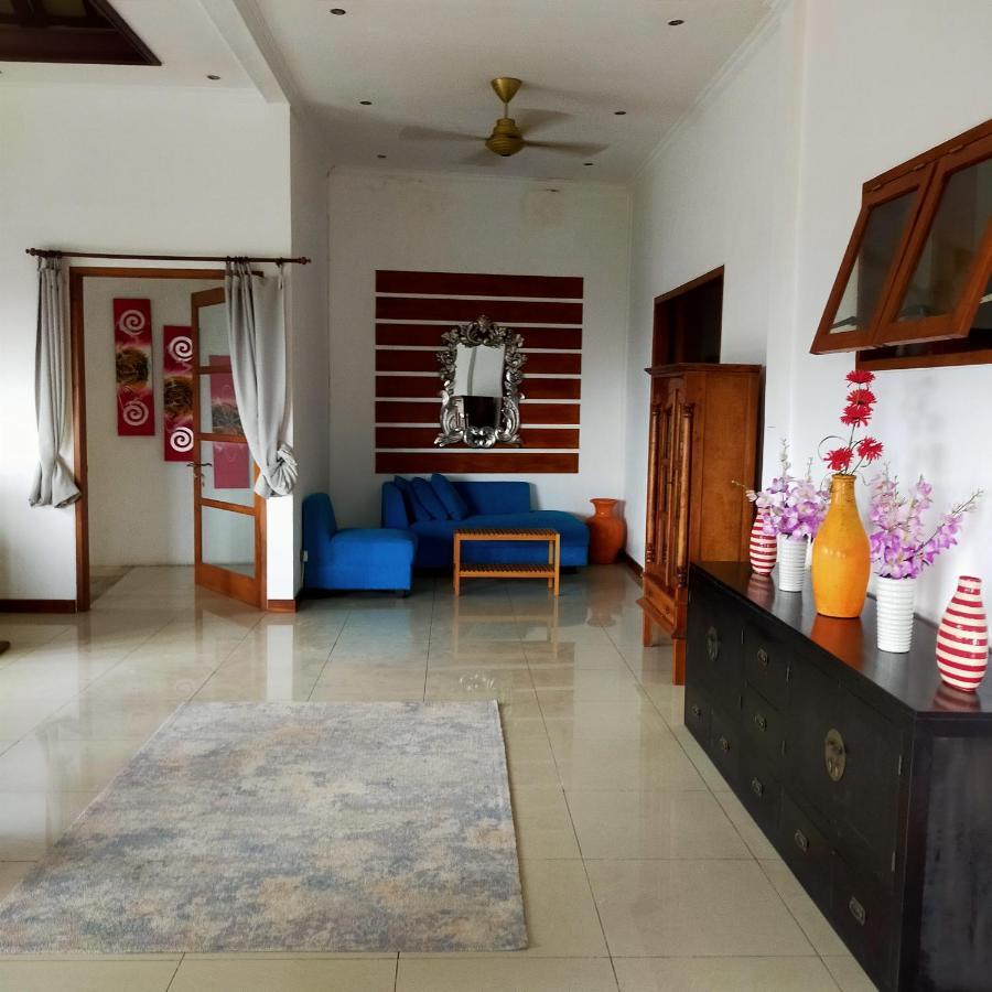 Villa Damay Dua Lovina Buitenkant foto
